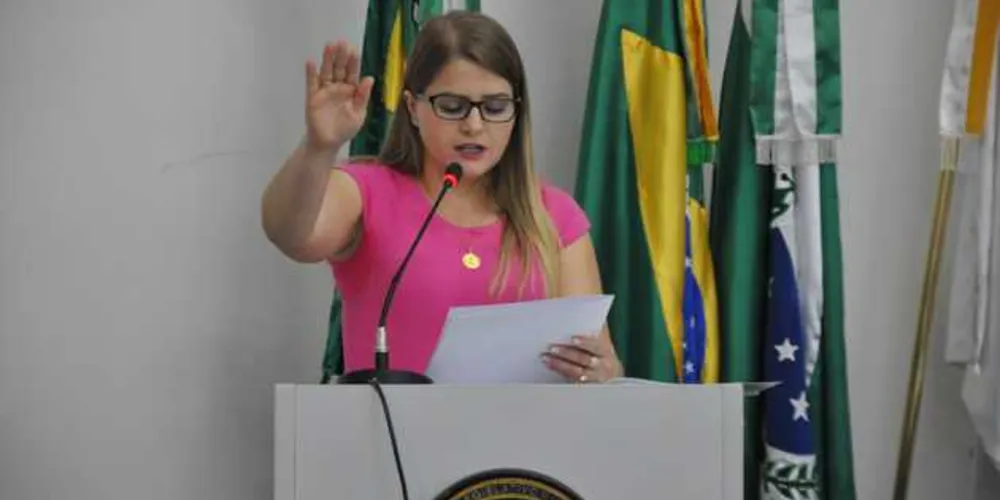 Imagem ilustrativa da imagem Nerilda faz história e se torna a primeira prefeita de Arapoti