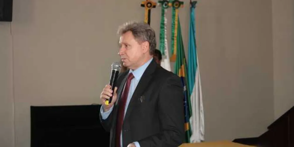 Evento realizado pelo TCE aconteceu na sede da UTFPR e teve apoio da Associação dos Municípios dos Campos Gerais