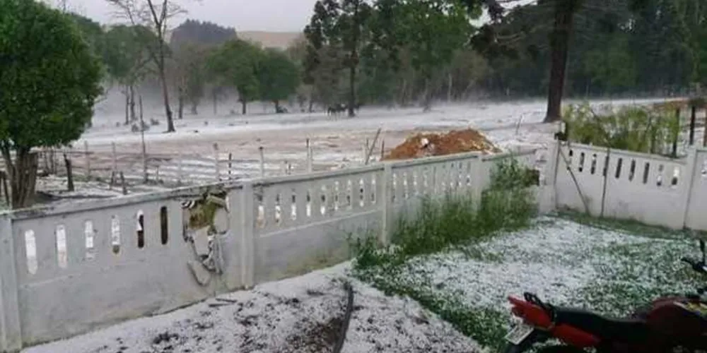 Imagem ilustrativa da imagem Chuva e granizo assustam moradores de Irati