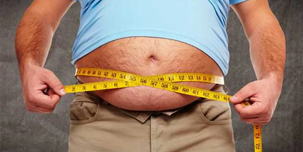 Praticar a caminhada é uma excelente forma de aumentar o metabolismo e gastar a energia estocada em forma de gordura/Foto: Reprodução