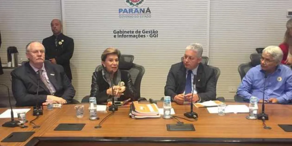 Imagem ilustrativa da imagem Elizabeth participa de reunião do Conselho de Turismo em Curitiba