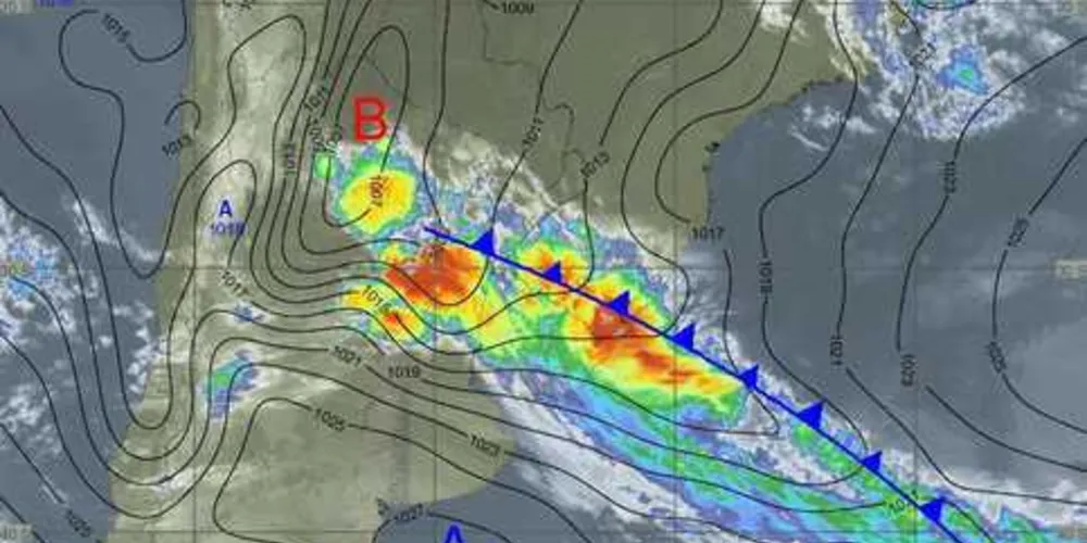 Imagem de satélite GOES mostrando a formação de uma frente fria, hoje ás 08h45/Foto: Divulgação Simepar