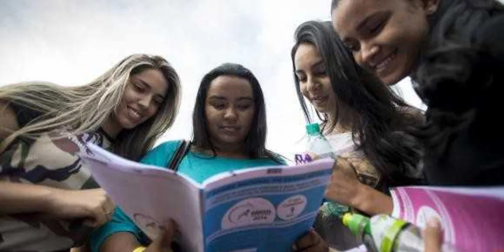 A exemplo dos últimos anos, a redação do Exame Nacional do Ensino Médio (Enem) deste ano deve continuar tratando de temas sociais