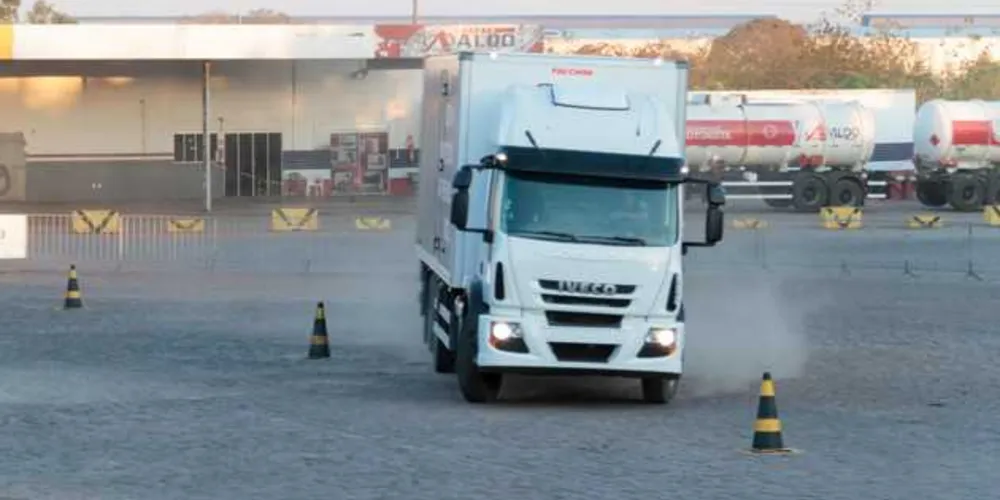 Imagem ilustrativa da imagem PG recebe 3ª etapa  da Gincana do Caminhoneiro