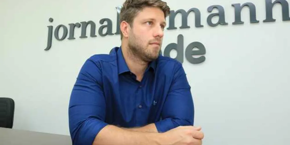 Peemedebista critica projeto do Executivo que deve aumentar alíquota do ICMS para micro e pequenas empresas