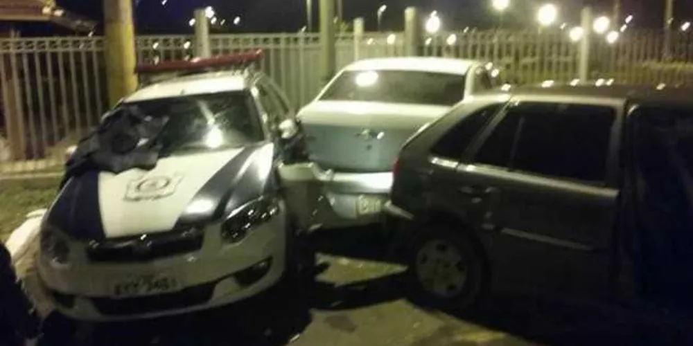 Rapaz foi levado para a delegacia junto com o proprietário do carro