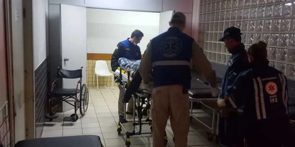 Jovem foi internado em estado grave com risco de morrer