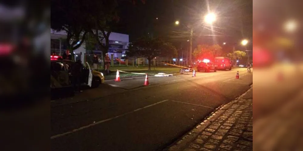 Policial civil foi arremessado a vários metros de distância e morreu no local do acidente