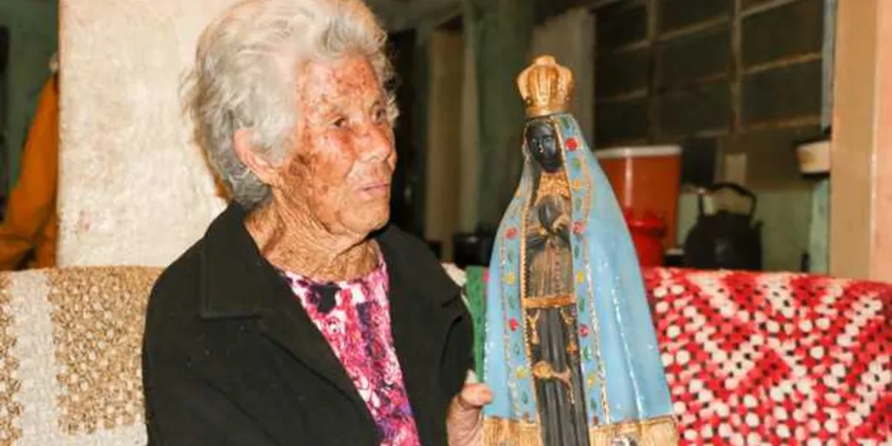 Dona Conceição tem uma fé inabalável na Mãe Aparecida