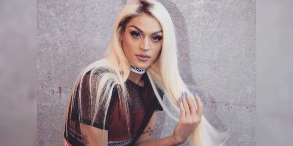 Controverso e polêmico, Pabllo Vittar se apresenta na 28ª edição da festa