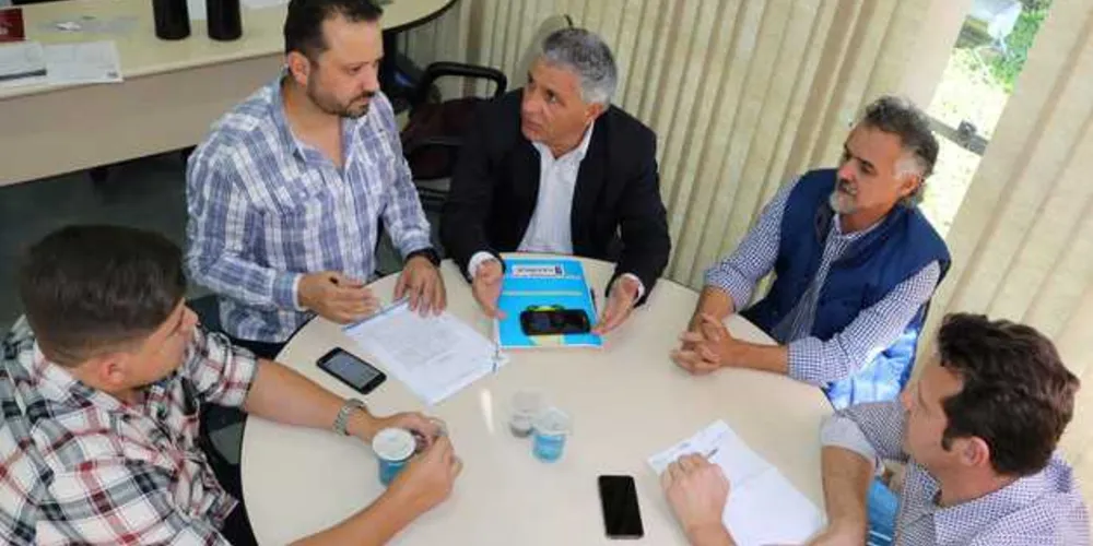 Vereadores convocam oitivas para CEI do Lixo