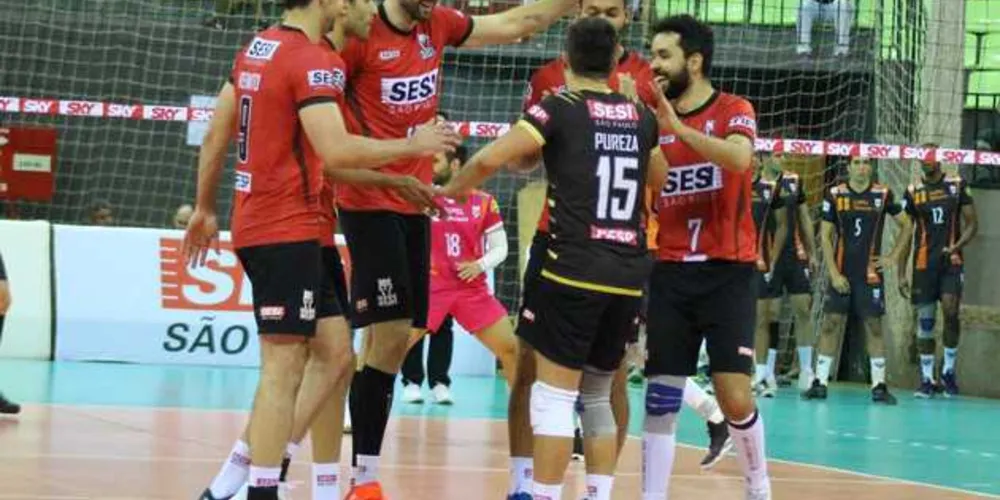 Campeões olímpicos de vôlei encaram o Ponta Grossa Caramuru neste sábado