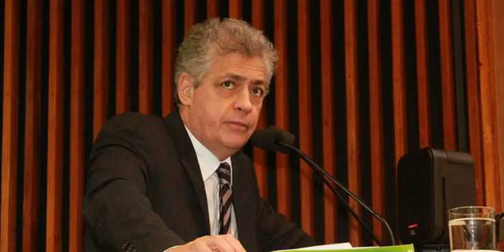 Imagem ilustrativa da imagem Péricles propõe debate sobre ‘Escola sem Partido’