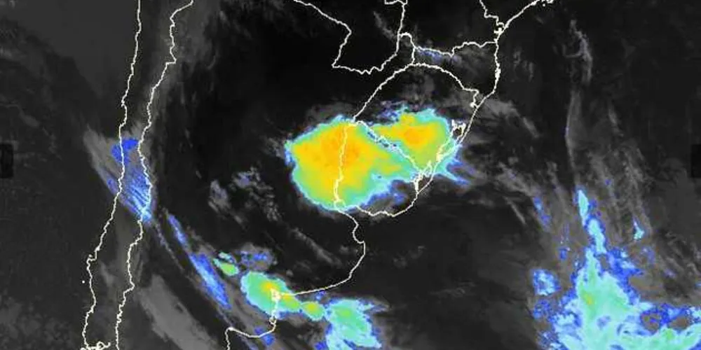 Imagem do satélite GOES mostrando as nuvens de chuva se aproximando/ Foto: Divulgação Simepar 