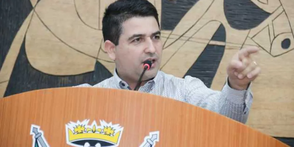 Imagem ilustrativa da imagem OAB-PG vê crime em declaração de Ezequiel Bueno