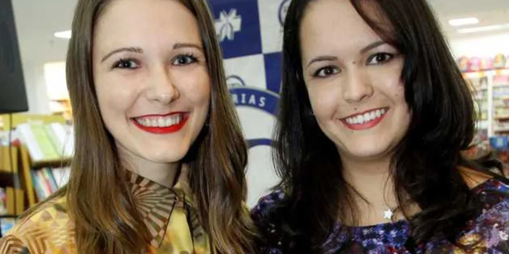 GARIMPO 1926 - Inaugura, hoje (21), a nova sede da Editora Estúdio Texto em Ponta Grossa. O local terá espaço para lançamentos de livros, exposições artísticas e demais eventos culturais. Garimpo 1926 está aberto ao público a partir das 10h e traz a Ponta Grossa a 1ª Feira do Vinil da cidade. No registro, Josiane Blonski e Ana Caroline Machado. Prestigie!