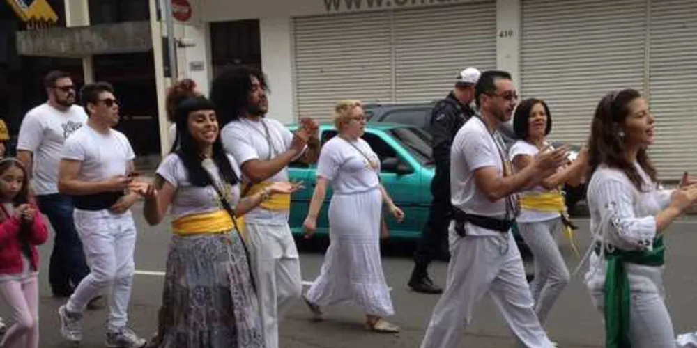 Imagem ilustrativa da imagem Umbandistas fazem passeata contra intolerância religiosa