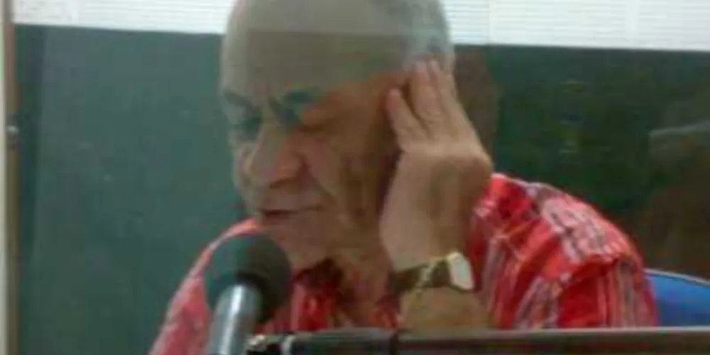 Morreu na tarde dessa terça-feira um dos mais conhecidos e carismáticos locutores da cidade: Airton Santos
