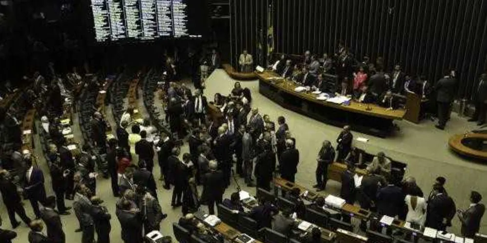 Além de Temer, são acusados de participar da organização criminosa os integrantes do chamado "PMDB da Câmara"