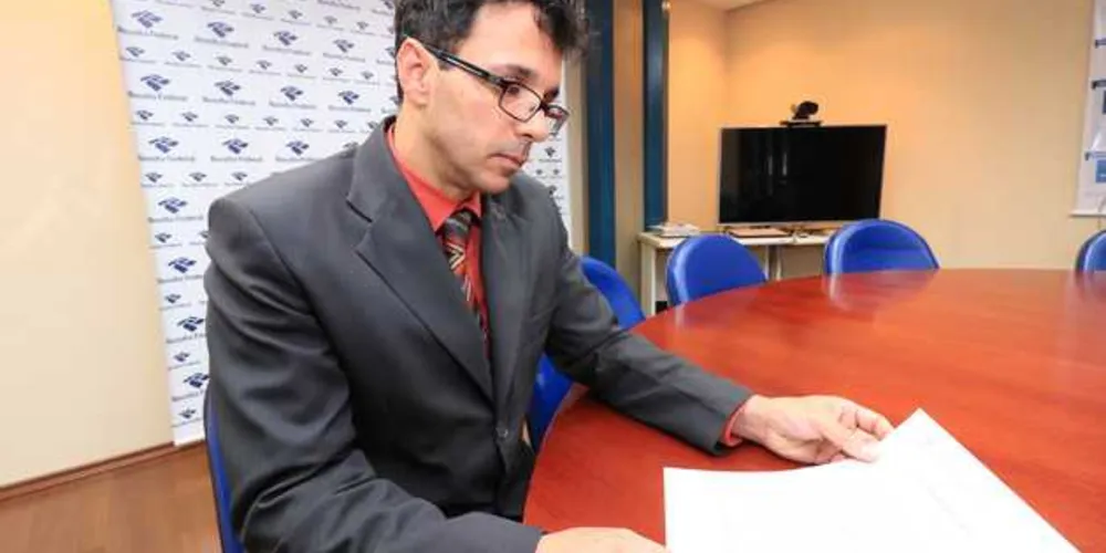 Imagem ilustrativa da imagem Receita notifica 1,9 mil contribuintes na região