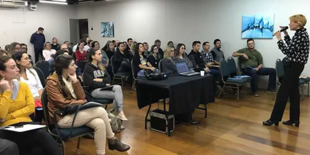 Imagem ilustrativa da imagem Evento sobre felinos reúne mais de 50 veterinários em PG