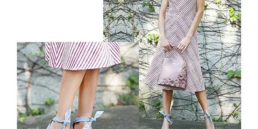  Uma verdadeira lição de charme - vestido midi combinado com sandália minimal com amarração e bolsa com aplicação de flores. Tendências juntas para um visual impecável. 