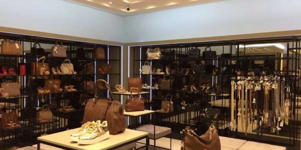 Entre produtos de fabricação própria e multimarcas, a B1 Store oferece preços entre R$ 19,99 a R$ 199,99