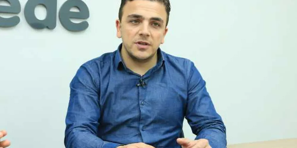 Aliel em visita à redação do Jornal da Manhã e do portal aRede