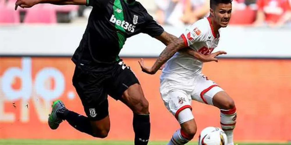 Zagueiro Dionatan Teixeira sofreu um mal súbito enquanto disputava partida de futebol com amigos na cidade paranaense