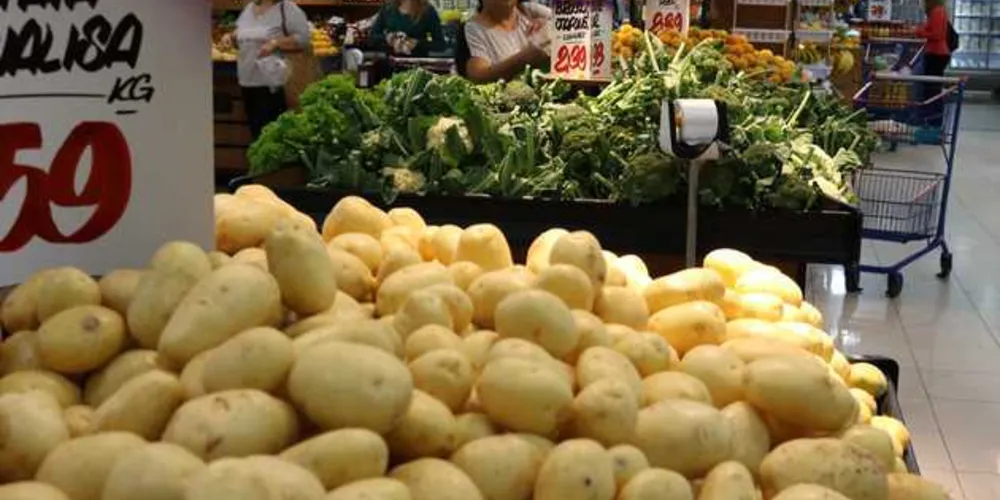 Imagem ilustrativa da imagem Produtos da cesta básica têm baixa de 0,21% em PG