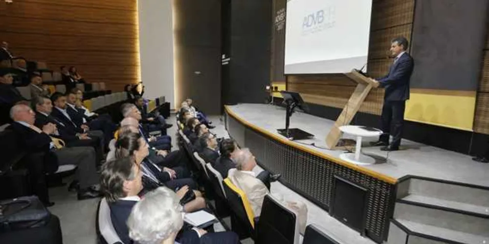 Neste ano, o investimento total, somadas todas as áreas, chegará a R$ 7,8 bilhões/Foto: Divulgação Arnaldo Alves/ANPr
