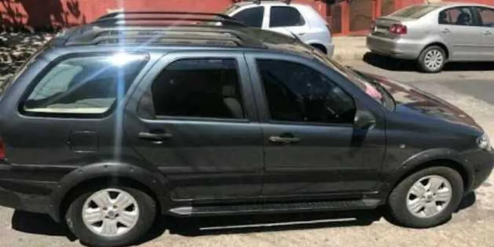 Carro havia sido roubado em Carambeí no mês passado