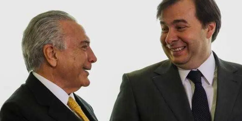 Imagem ilustrativa da imagem Temer e Rodrigo Maia discutem reforma da Previdência em reunião
