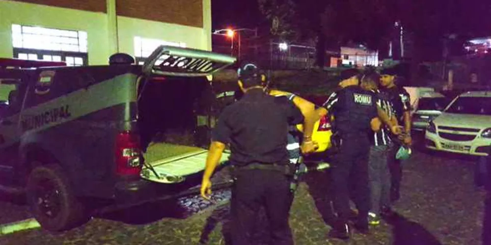 Dois rapazes foram presos suspeitos de envolvimento nos crimes