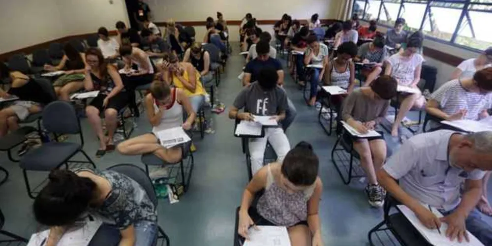 Os contratos do Fies devem ser renovados a cada semestre/Foto: Reprodução 