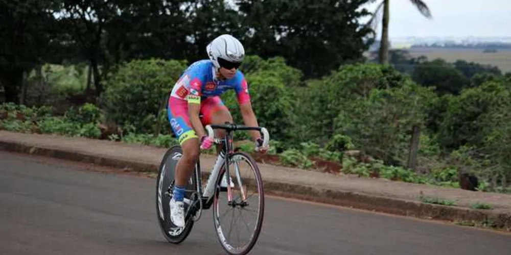 Talita da Luz de Oliveira ficou com as medalhas de bronze das provas de pista velocidade 200 metros e 500 metros contra o relógio