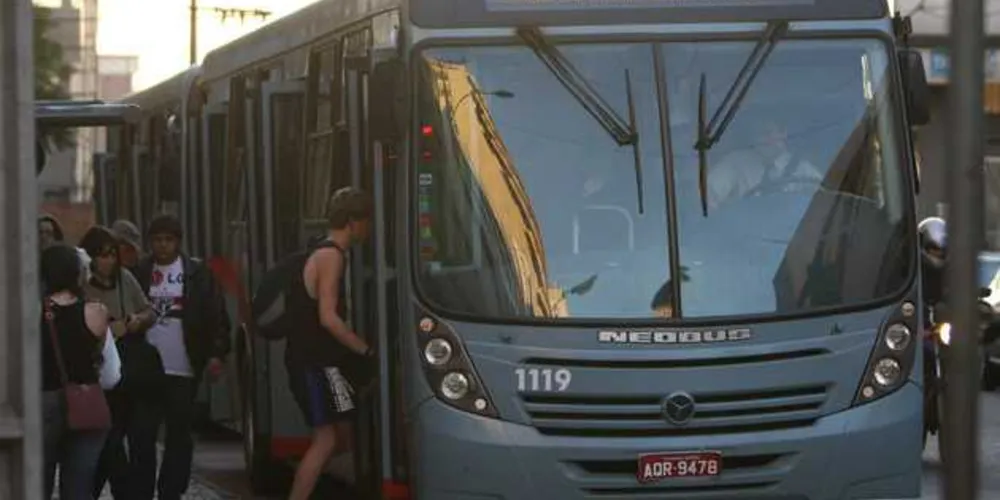 Imagem ilustrativa da imagem Início de greve no transporte público em PG é incerto