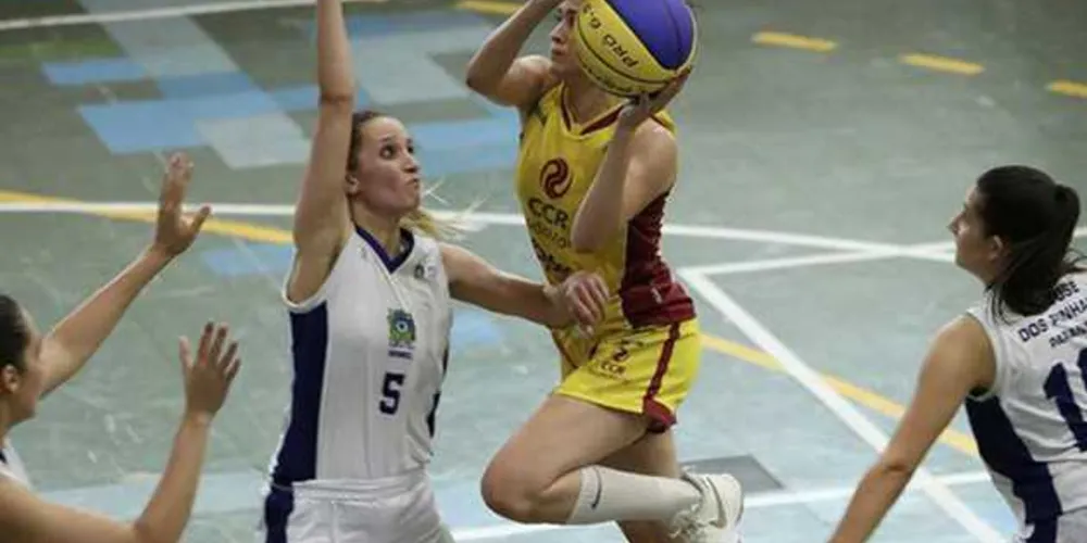 Meninas buscam o pentacampeonato e terminaram a primeira fase invictas nos Jogos Abertos do Paraná