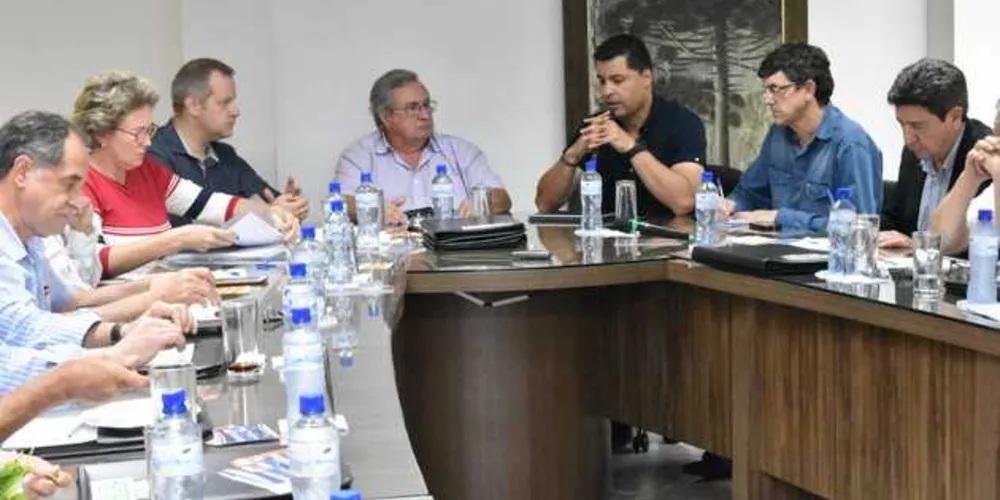 Imagem ilustrativa da imagem Acipg discute proposta de novo contrato da Sanepar