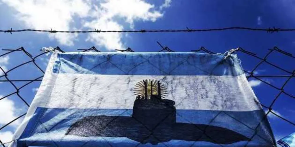 Em Mar del Plata, famílias acompanham as buscas do submarino desaparecido com 44 a bordo/Foto: Divulgação Reuters 