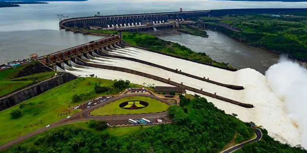 Atualmente, a binacional responde por 17% do consumo brasileiro e 90% do mercado paraguaio/Foto: Divulgação Folha de S. Paulo