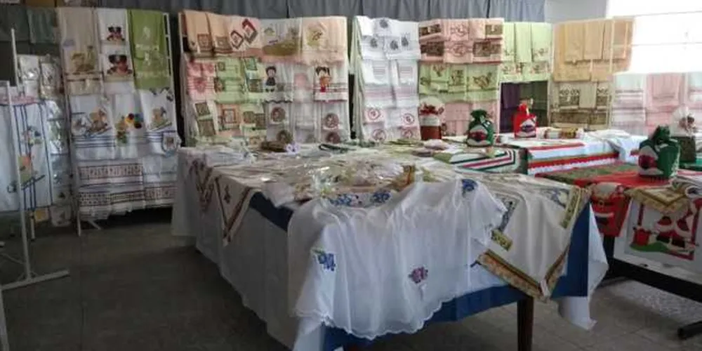 A exposição terá  diversas opções de presentes, com peças únicas e artesanais