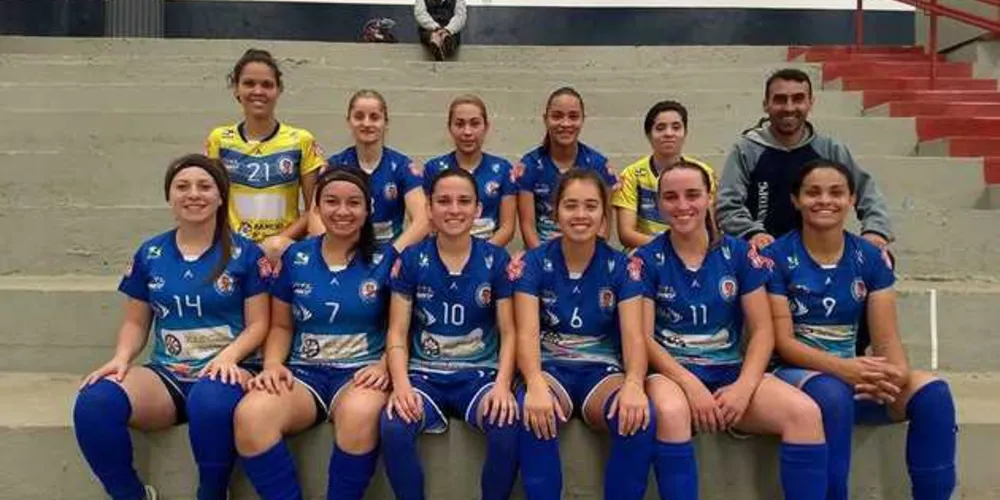 Na luta por medalhas nos Jogos Abertos do Paraná, equipe ponta-grossense disputa as quartas de final nesta sexta-feira