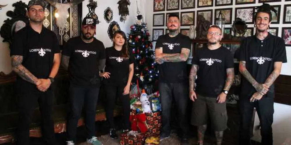 Imagem ilustrativa da imagem Campanha arrecada brinquedos em troca de tatuagens em PG