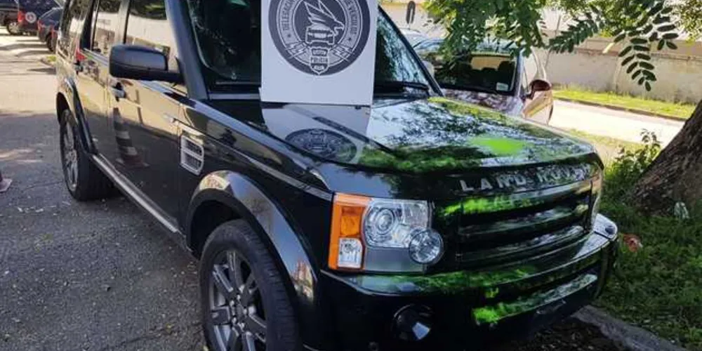 Imagem ilustrativa da imagem Polícia recupera Land Rover de R$ 140 mil