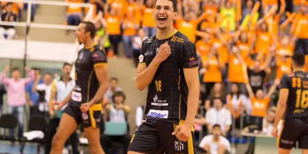 Imagem ilustrativa da imagem Caramuru enfrenta o Canoas na Arena Multiuso