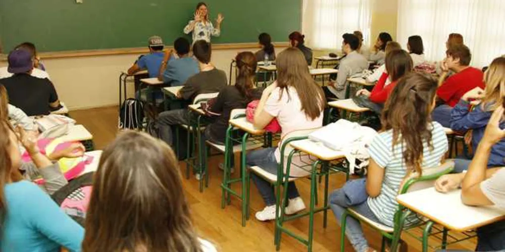 Imagem ilustrativa da imagem Escolas estaduais recebem novas matrículas esta semana