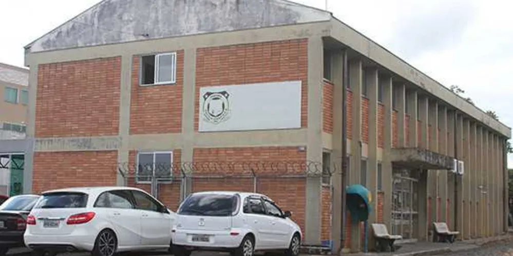 Corpo do motorista foi encaminhado ao IML de Ponta Grossa