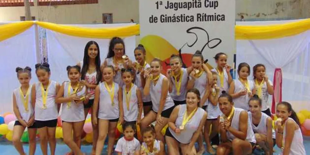 A equipe composta por 22 atletas se destacou em Jaguapitã, trazendo 22 medalhas e três troféus para Ponta Grossa