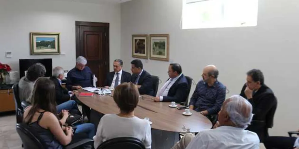 Imagem ilustrativa da imagem Prefeitura busca parceria para revitalizar estradas rurais
